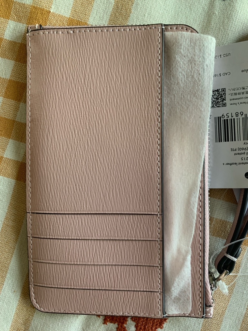 kate spade, Lucy textured patent leather, tutu pink wristlet - Picture 3 of 6
